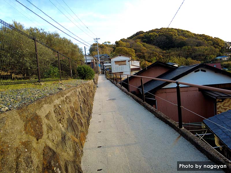 鍋冠山公園へ向かう途中の路地