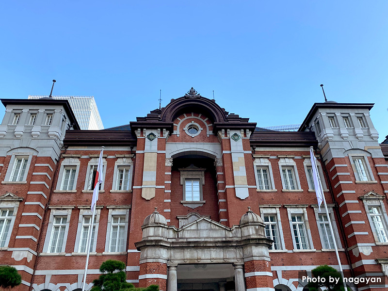 東京駅丸の内広場